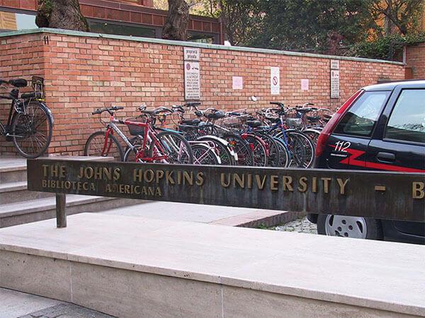 Signalisation numérique de l'éducation au Centre de Bologne de l'Université Johns Hopkins, Italie