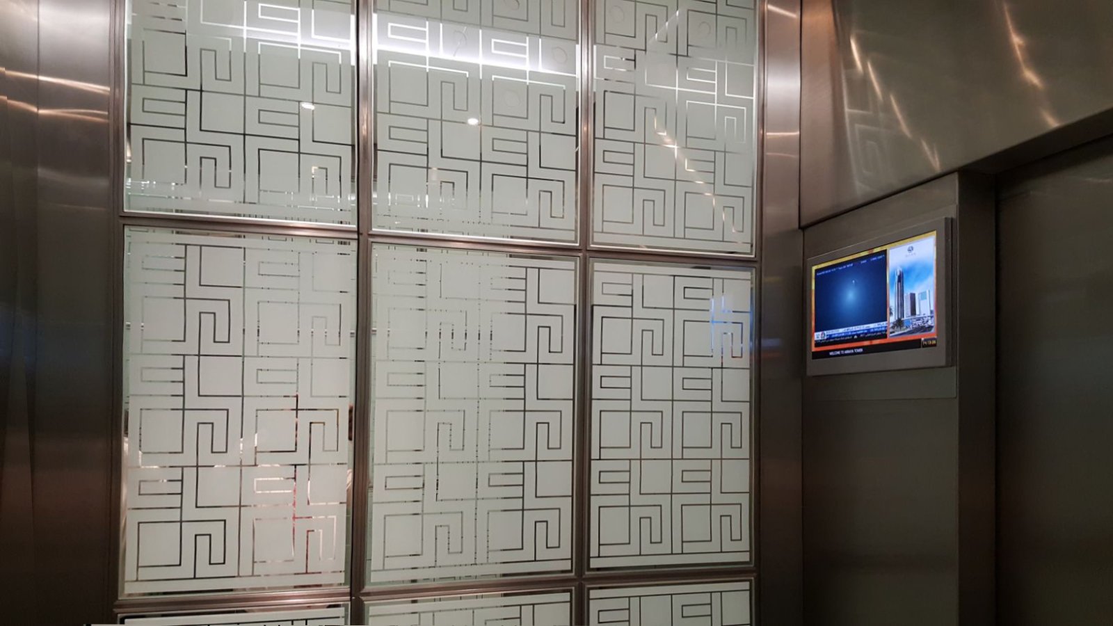 Affichage personnalisé correspondant à la conception de l'ascenseur