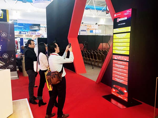 Signalisation numérique au Centre de conventions de Hannover Messe, Mexique